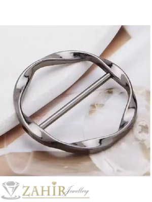 Полирана метална катарама в овална форма със цвят черен металик, подходяща за шал или дреха, размер 4 см - B1522